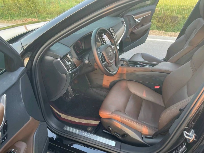 徐州21年沃尔沃S907