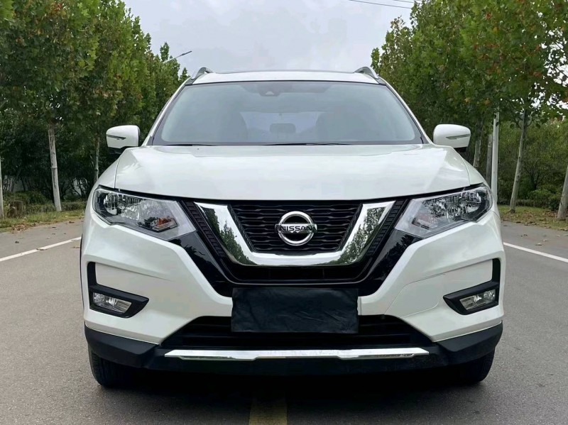 徐州19年日产奇骏1