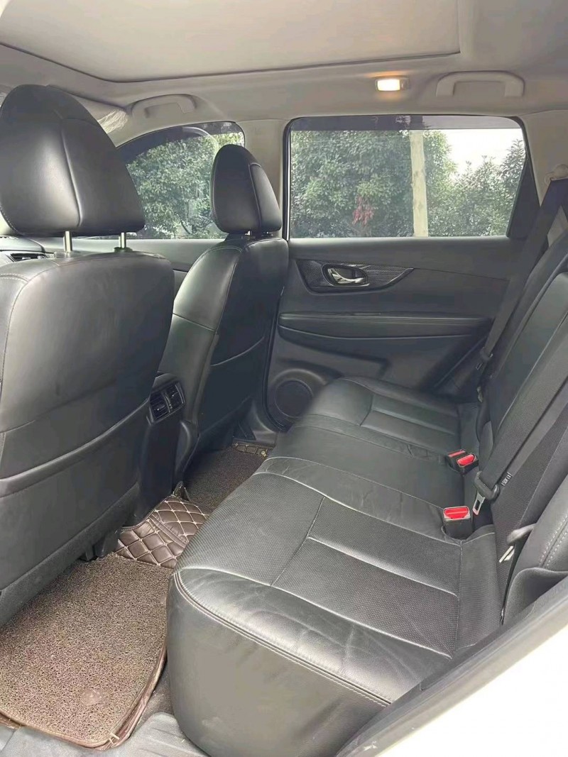 徐州19年日产奇骏5