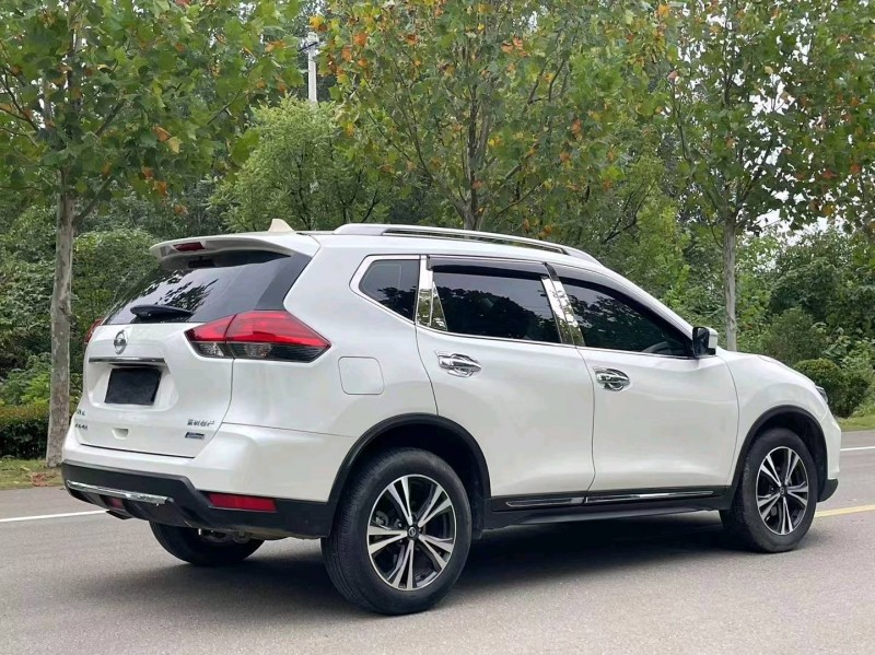 徐州19年日产奇骏8