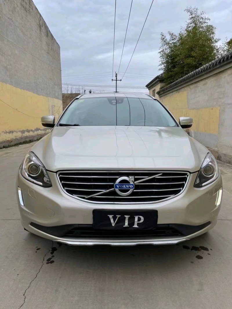 青岛17年沃尔沃XC601