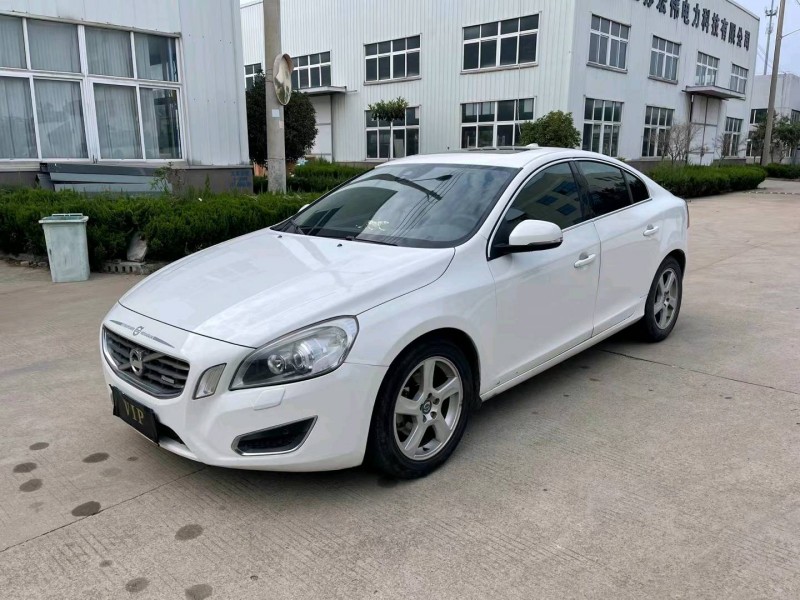 徐州13年沃尔沃S60L2