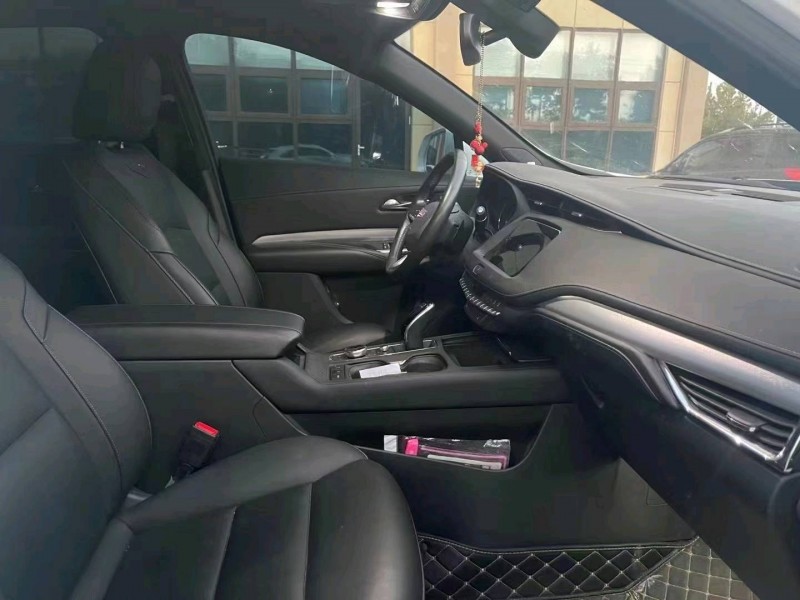 济南20年凯迪拉克XT46