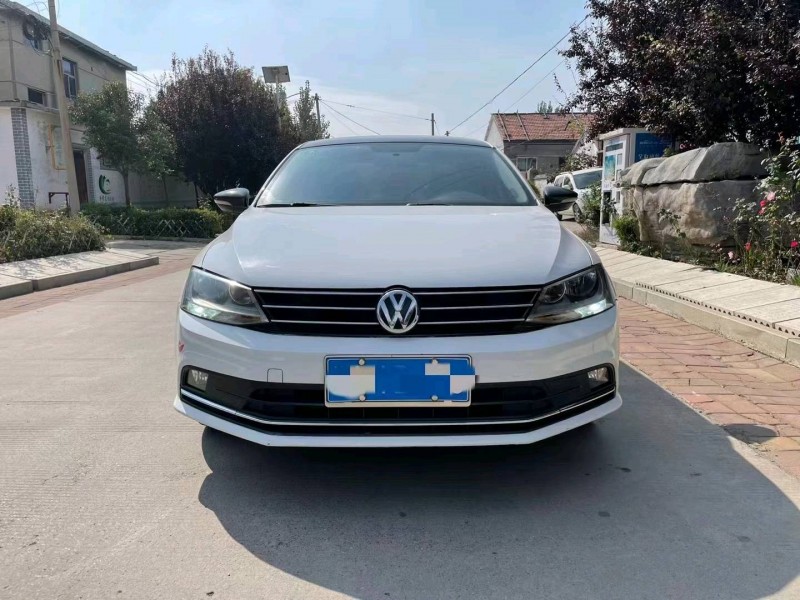 济南16年大众速腾9