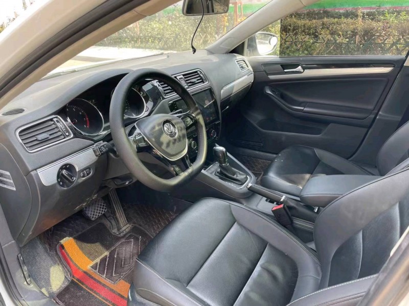 济南16年大众速腾4