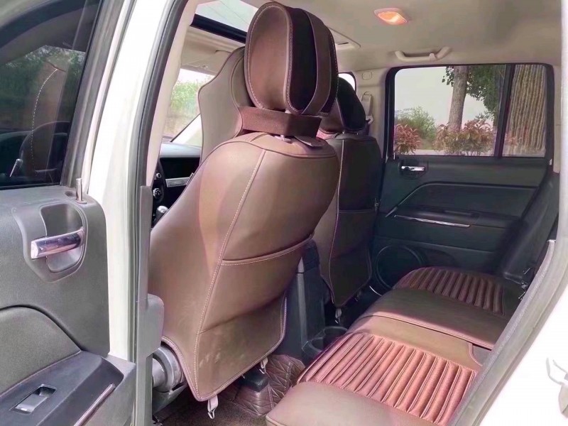 青岛13年Jeep指南者2