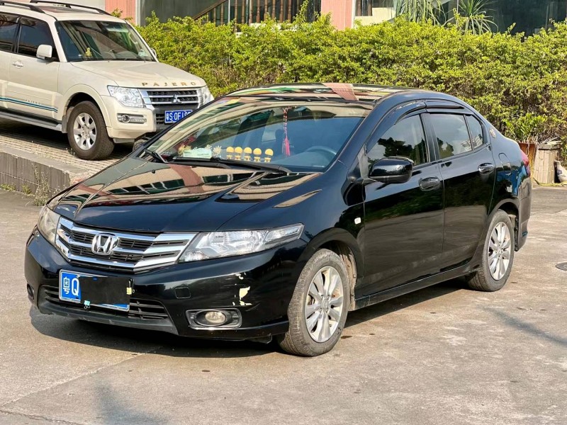 东莞12年本田锋范8