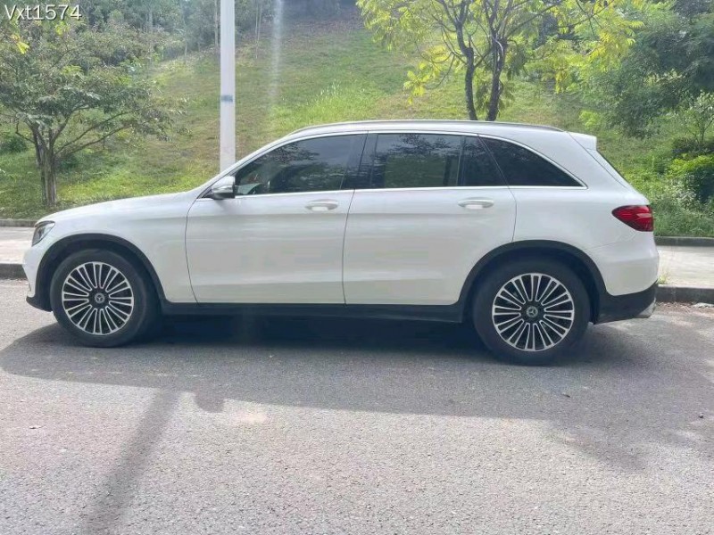 广州19年奔驰GLC8