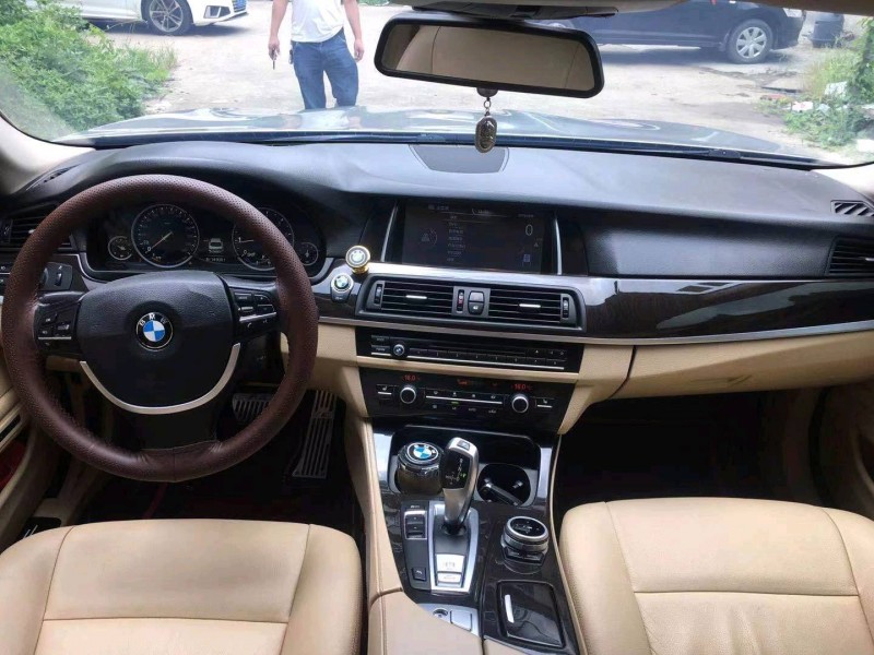 北京13年宝马5系3