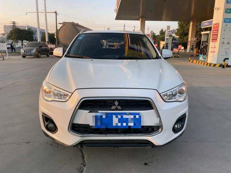 保定15年三菱劲炫1