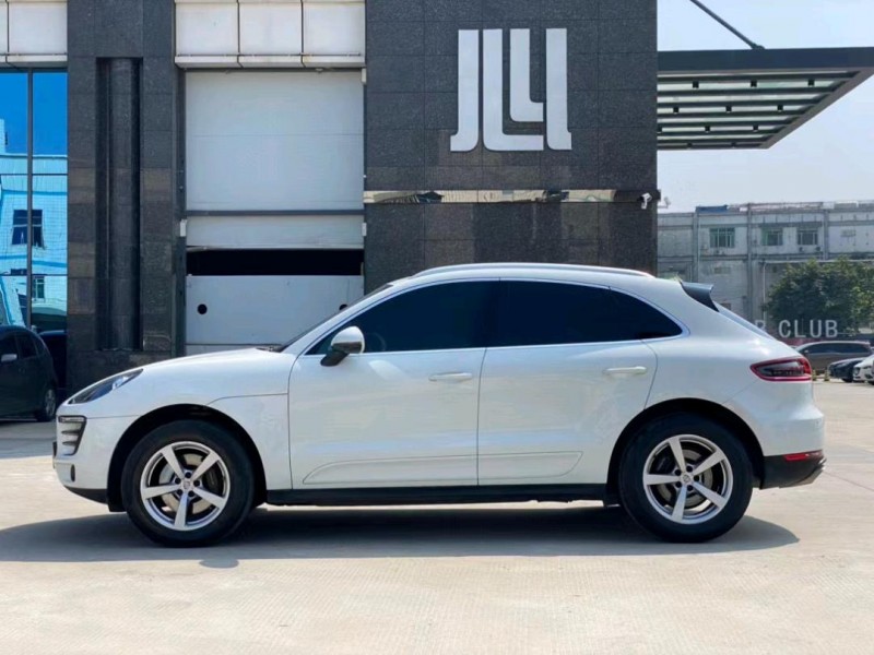 东莞15年保时捷Macan4