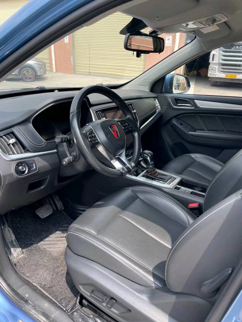 东莞18年荣威RX55