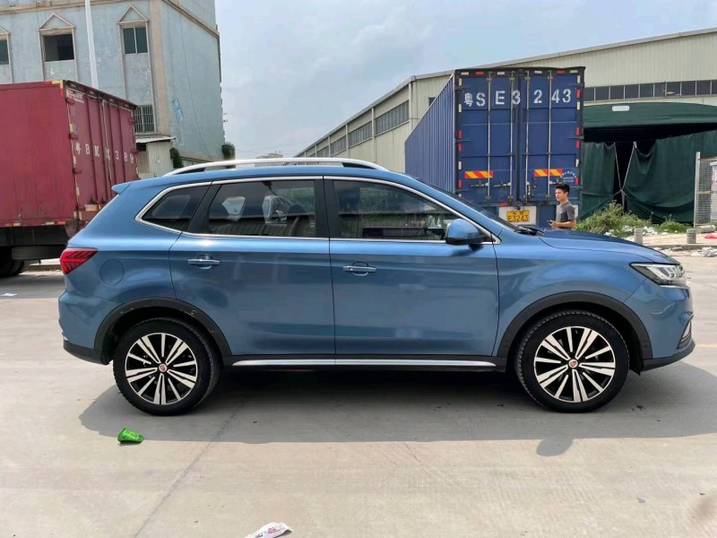 东莞18年荣威RX57