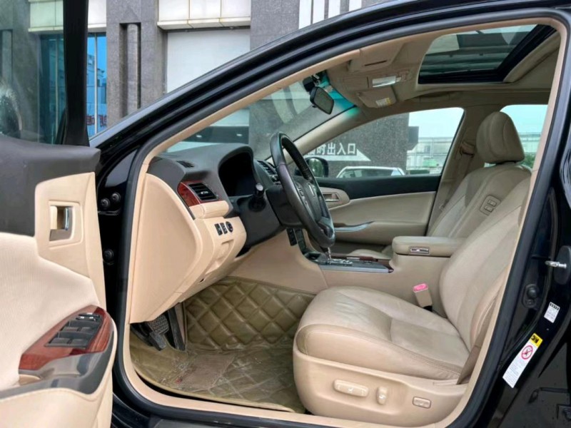 东莞13年丰田皇冠7