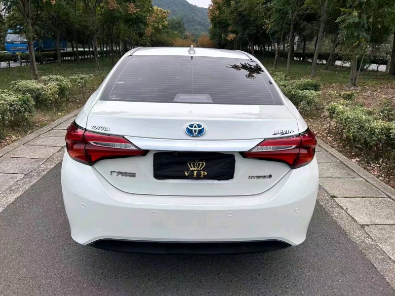 嘉兴18年丰田雷凌7