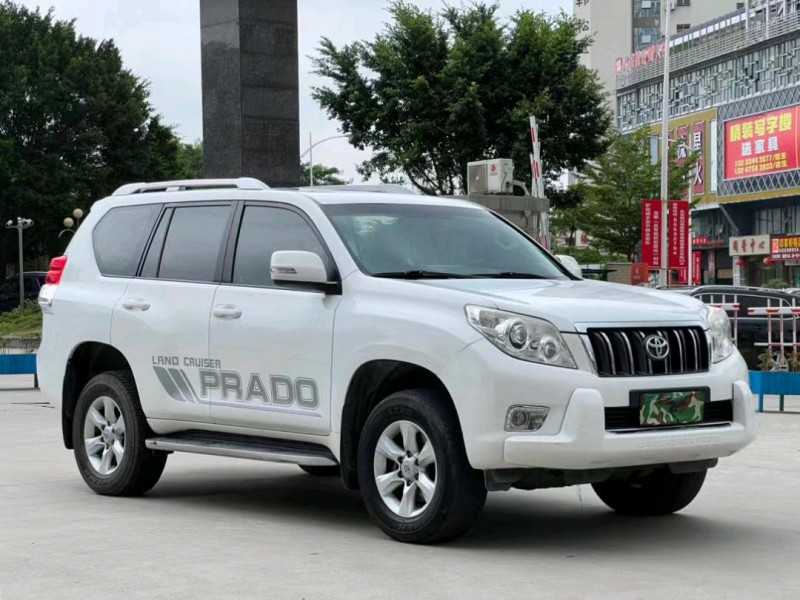 东莞13年丰田普拉多2