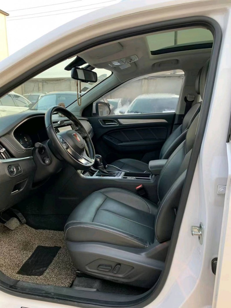 保定18年荣威RX57