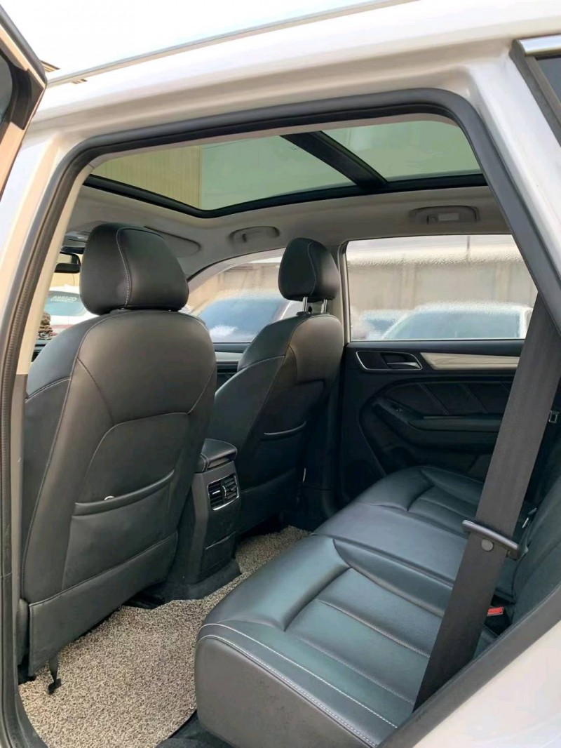 保定18年荣威RX58