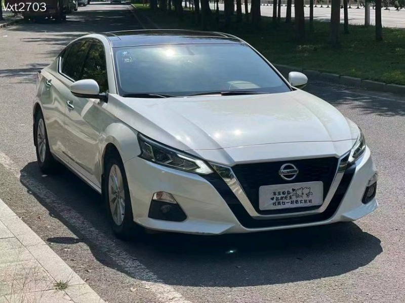 东莞19年日产天籁3