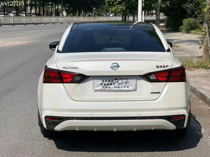 东莞19年日产天籁8