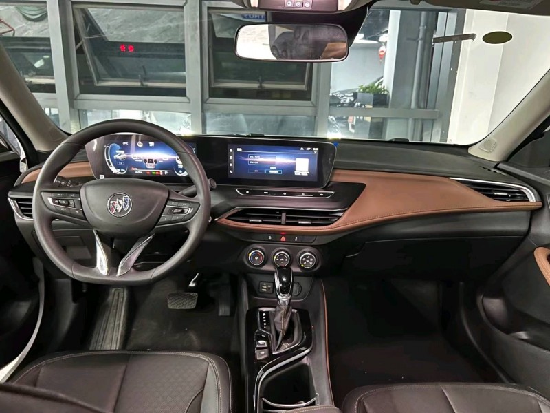 东莞22年别克威朗7