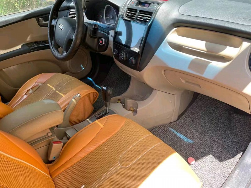 济宁15年起亚狮跑8