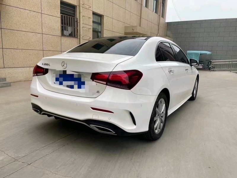 邯鄲20年奔馳A4