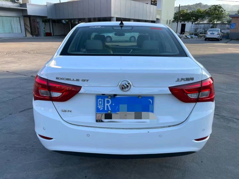 广州16年别克英朗7