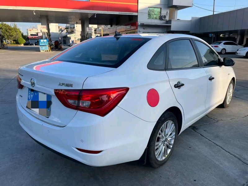 广州16年别克英朗8