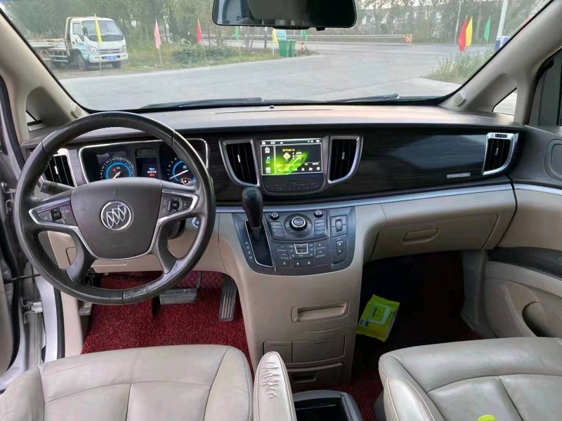 枣庄11年别克GL86