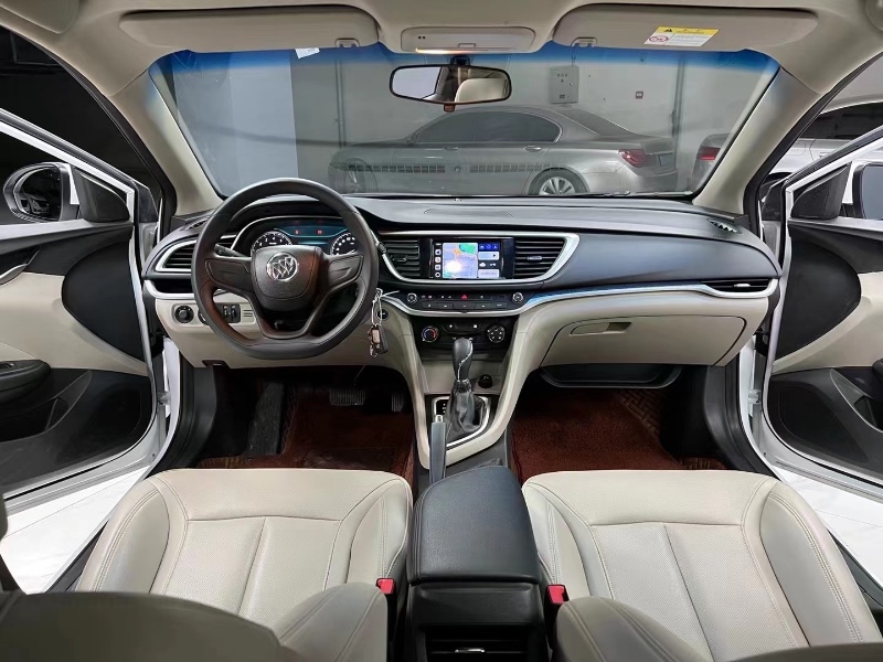 成都20年别克英朗7