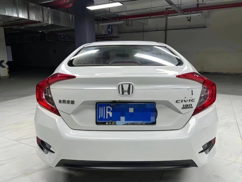 成都17年本田思域3