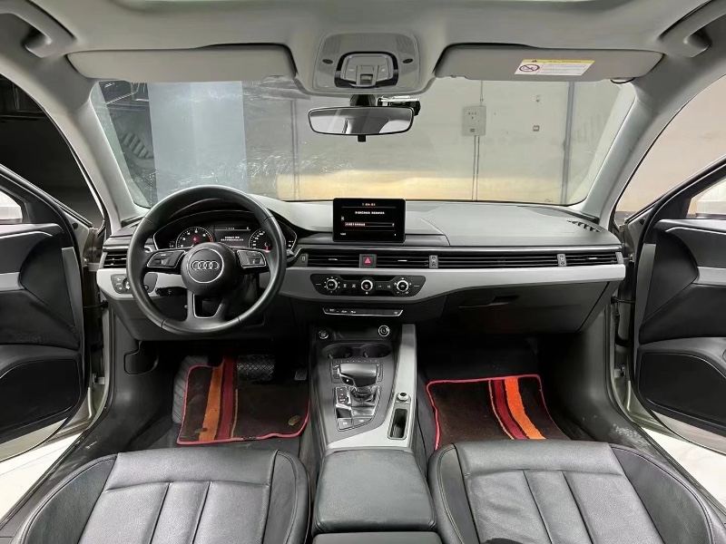 成都17年奥迪A4L3