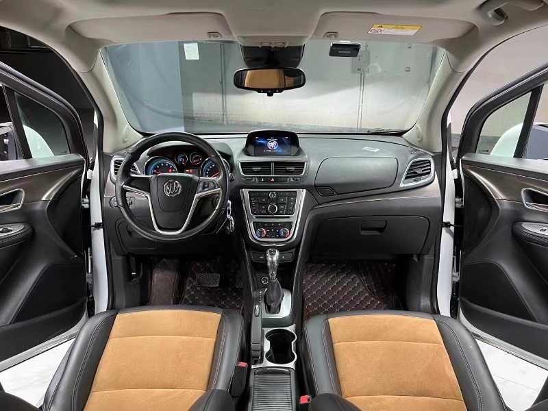 成都15年别克昂科拉7