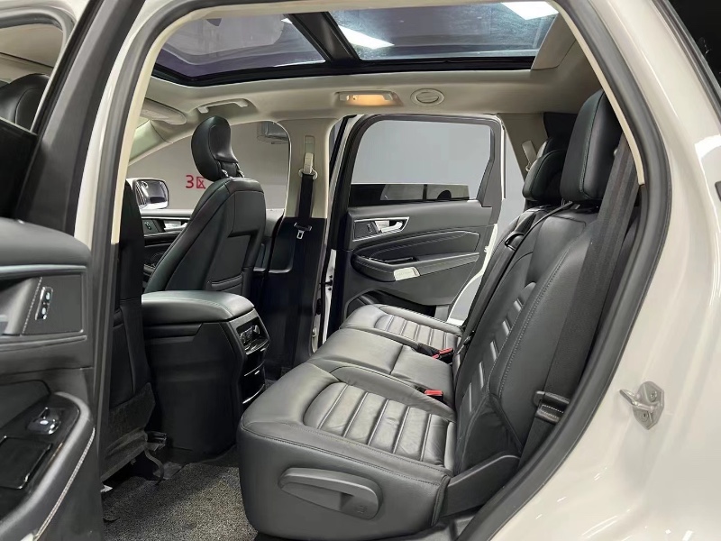 成都16年福特锐界6