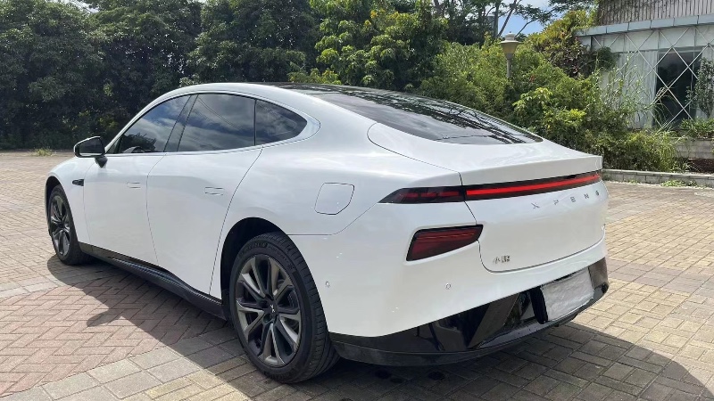 深圳21年小鵬汽車p71