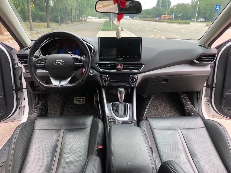 枣庄19年现代菲斯塔8