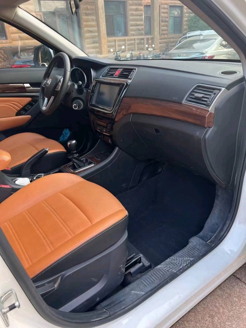 邢台16年北汽威旺S506