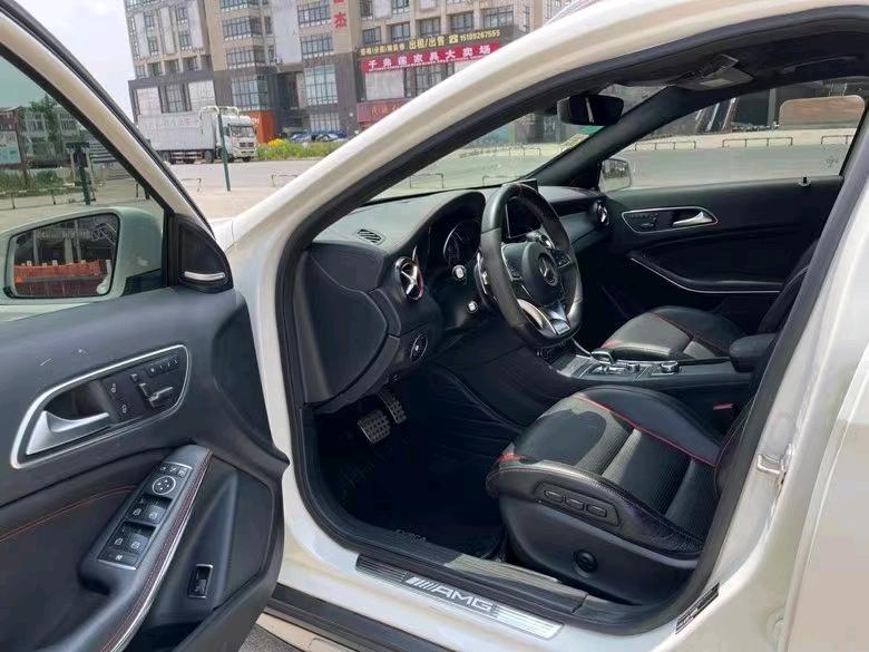 盐城16年奔驰GLA5