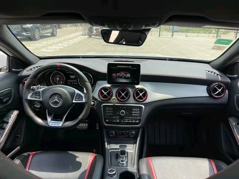 盐城16年奔驰GLA2