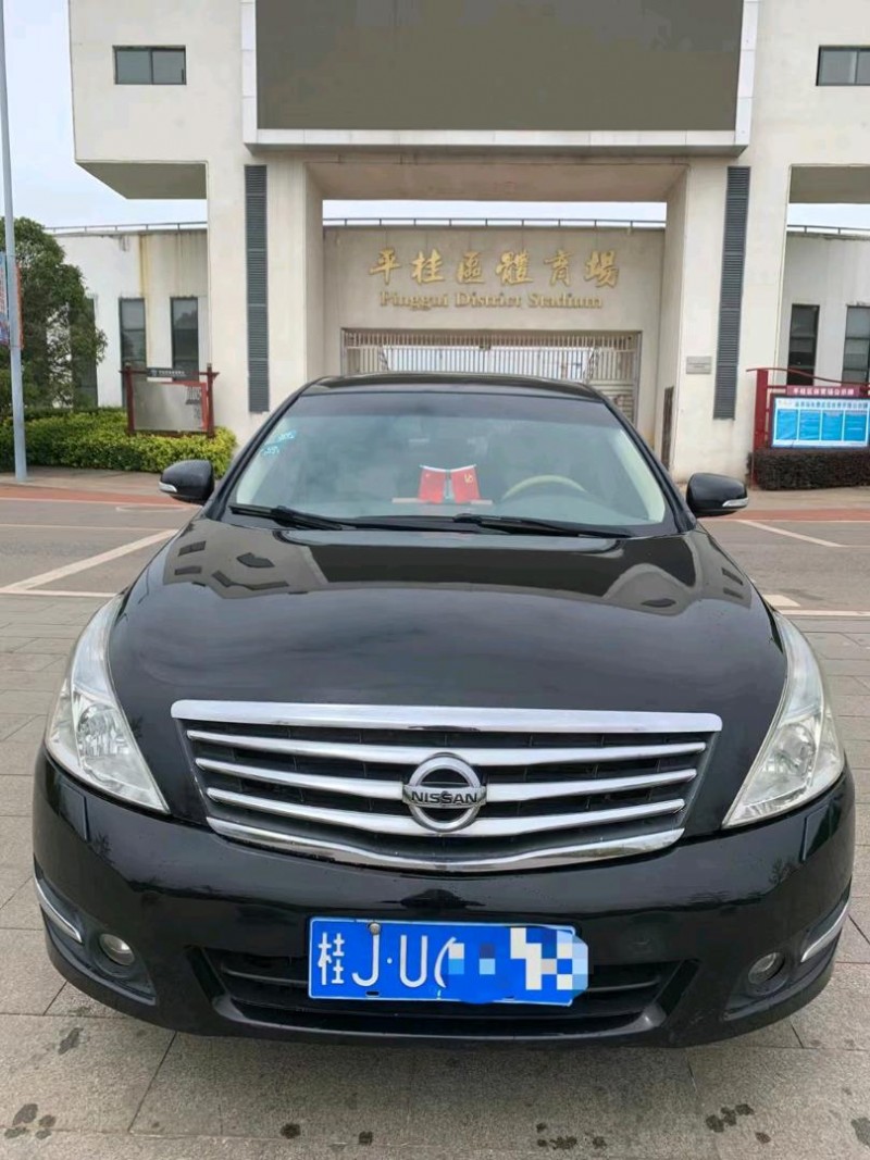 賀州10年日產天籟1