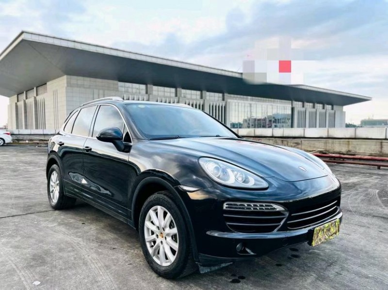 东莞11年保时捷卡宴3