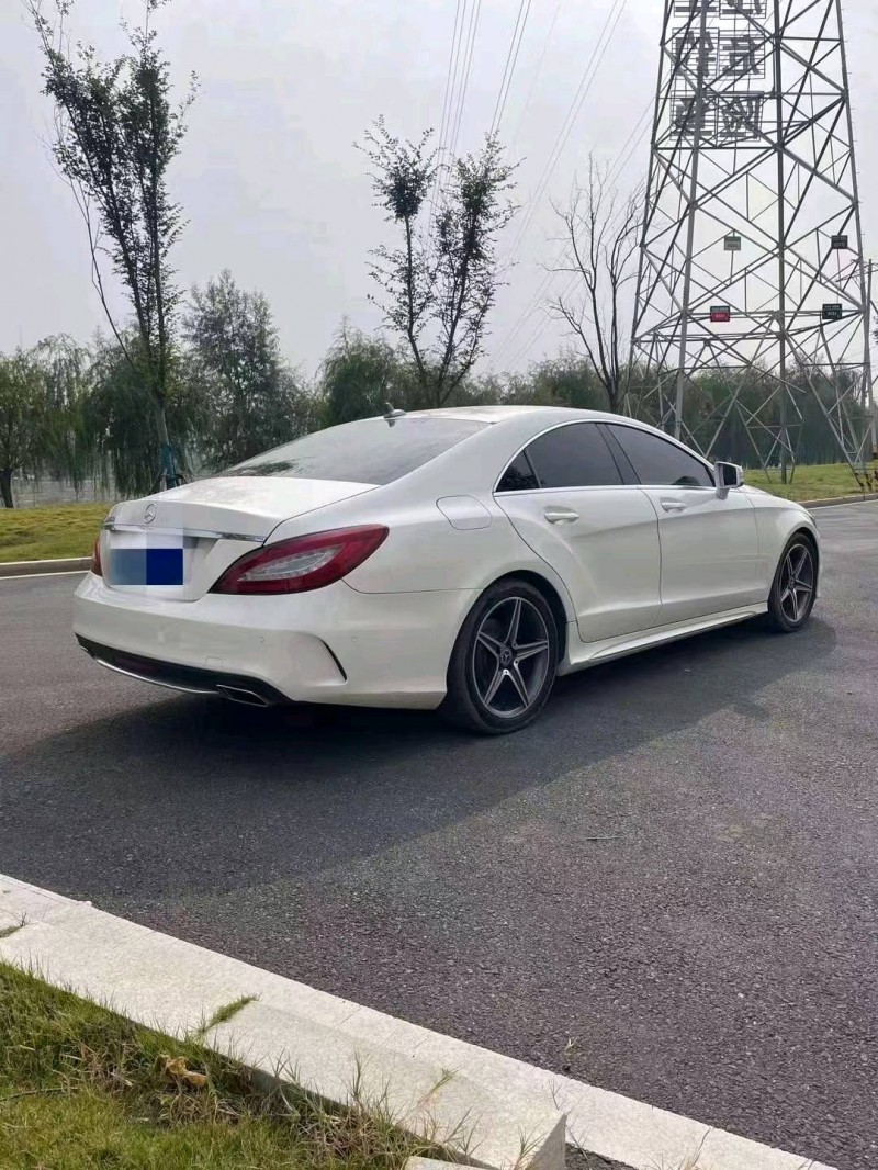 枣庄17年奔驰CLS5