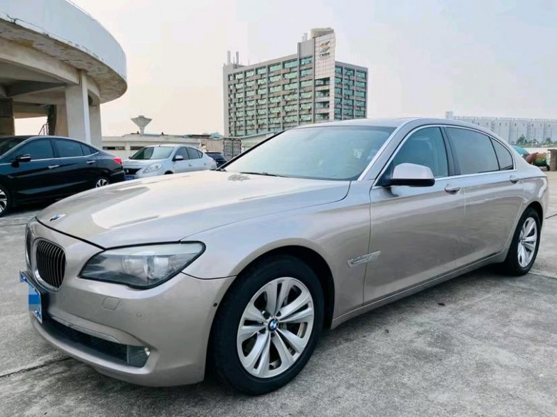 东莞12年宝马7系3