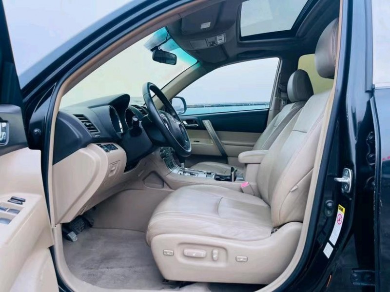 东莞12年丰田汉兰达6