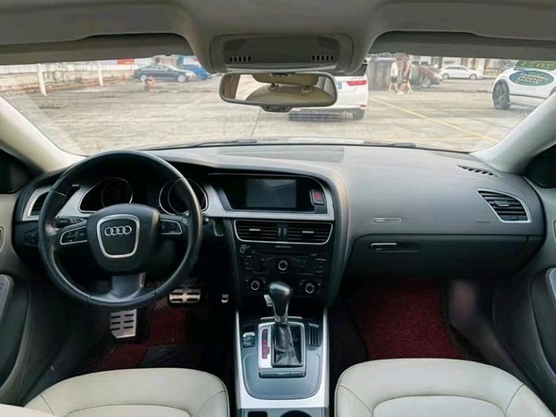 东莞11年奥迪A55