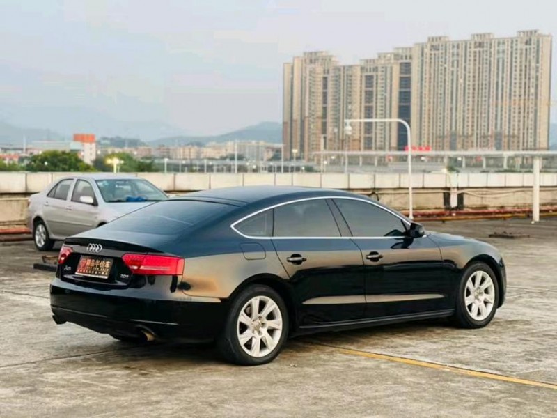 东莞11年奥迪A57