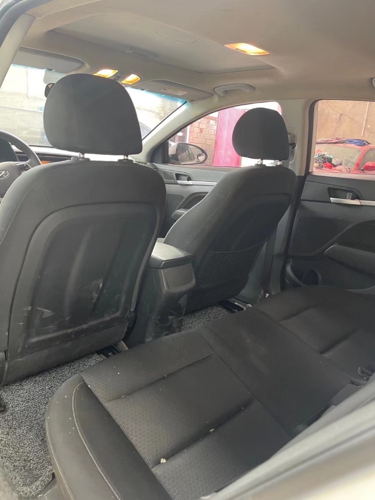 济南17年现代领动2