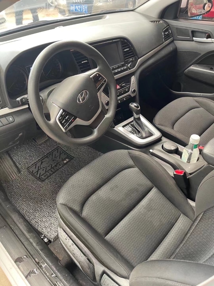 济南17年现代领动8