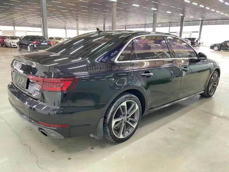 济宁18年奥迪A4L7